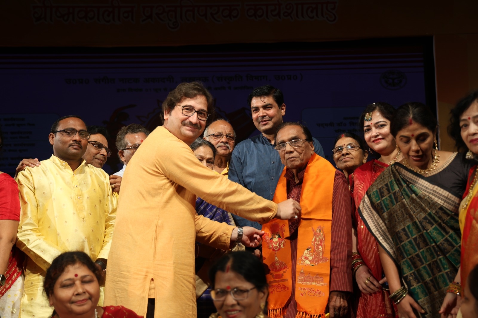Kathak, Dance & Music, Dholak (1)